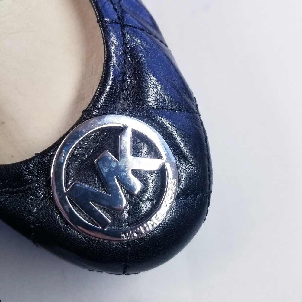 🌸Michael Kors | Signature‎ Patent Leather Flats 7 - Picture 7 of 11